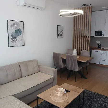 Paradiso - Free Parking *